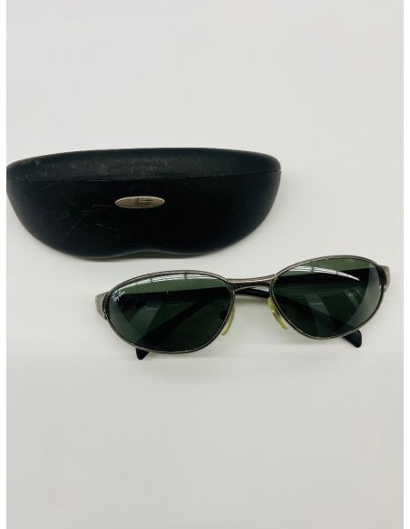 Lunettes de soleil Ray-Ban usées