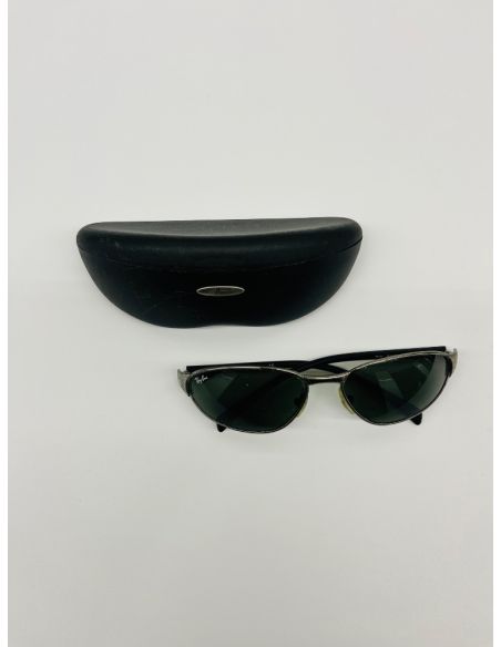 Lunettes de soleil Ray-Ban usées
