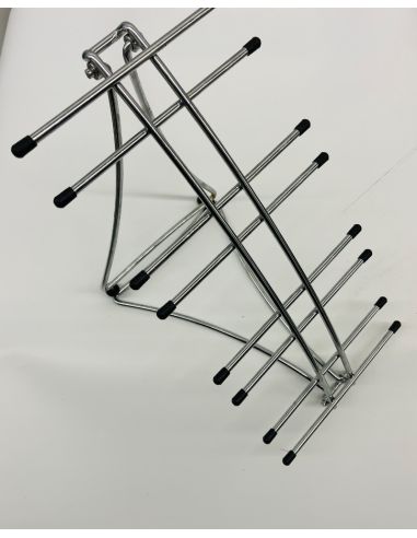 Support en métal pour objets