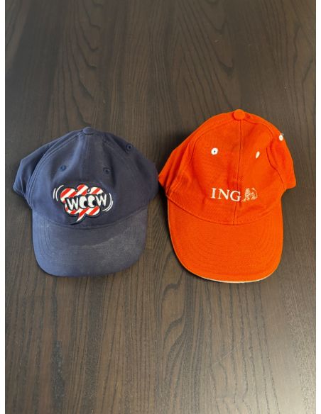 Casquettes ING et WCCW