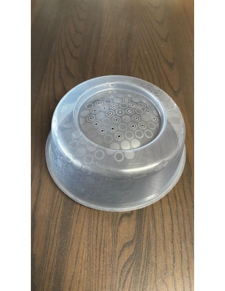 Bol en plastique transparent