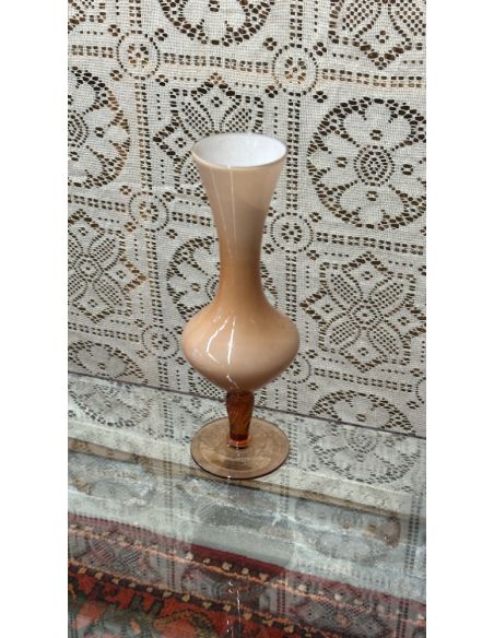 Vase en verre élégant