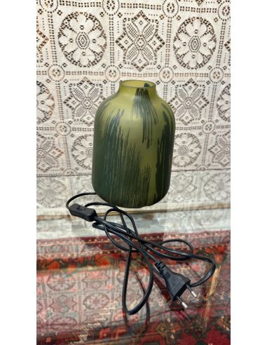 Lampe décorative en verre vert
