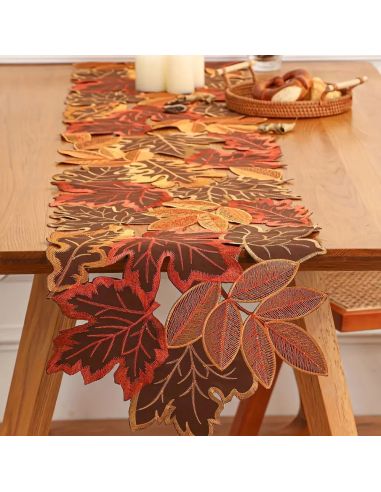 Chemin de table avec décor automnale