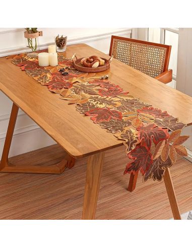 Chemin de table avec décor automnale