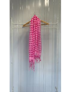 Roze geruite sjaal