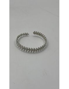 Open ring met bladerenmotief 2