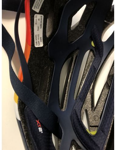 Nieuwe Giro fietshelm