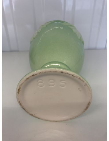 Groene keramische vaas