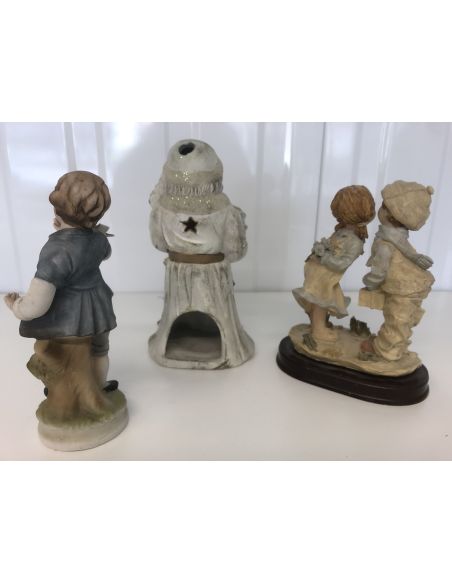 Lot de statuettes décoratives