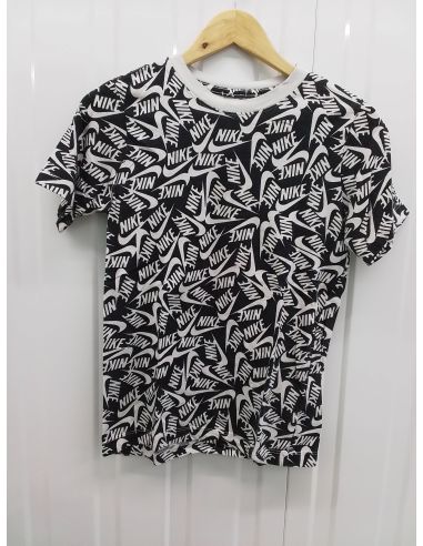 T-shirt Nike
