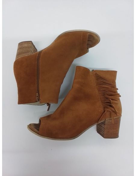 Cecil Boots