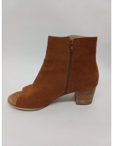 Cecil Boots