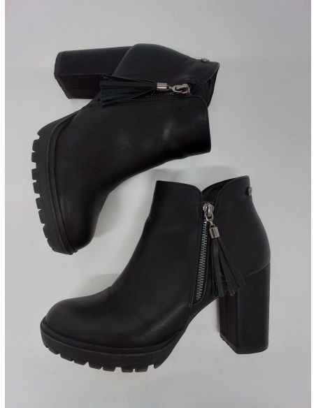 XTI - Boots
