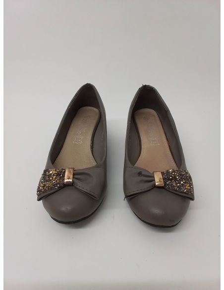 Paire de chaussures compensées